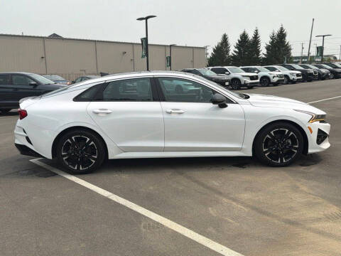 2022 Kia K5