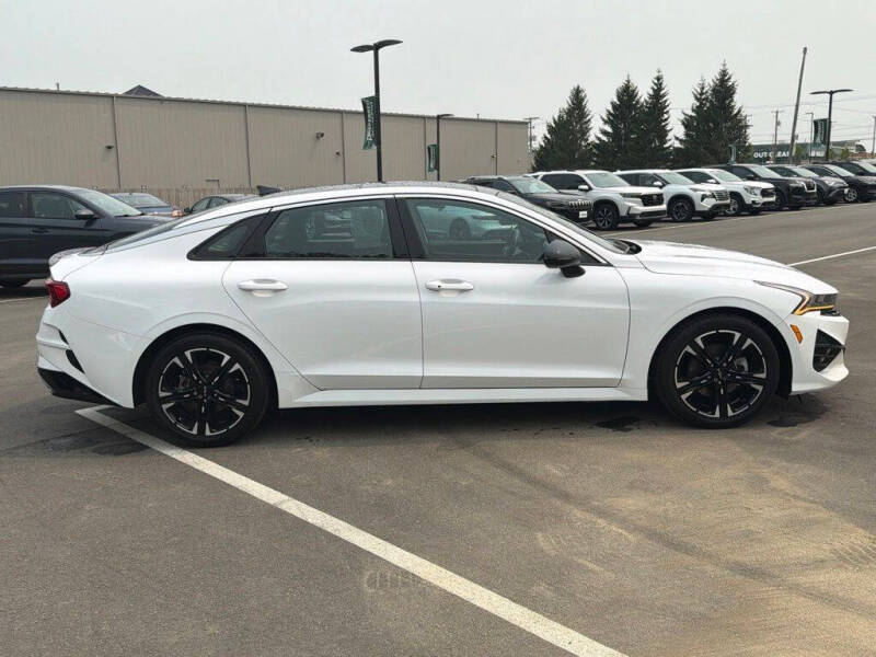 2022 Kia K5