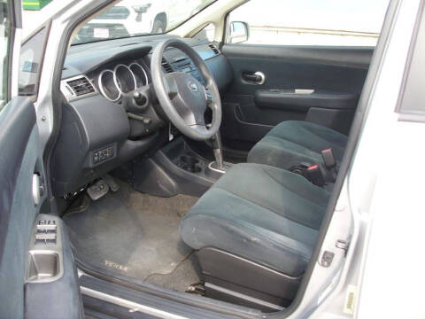 2010 Nissan Versa 1.8 S