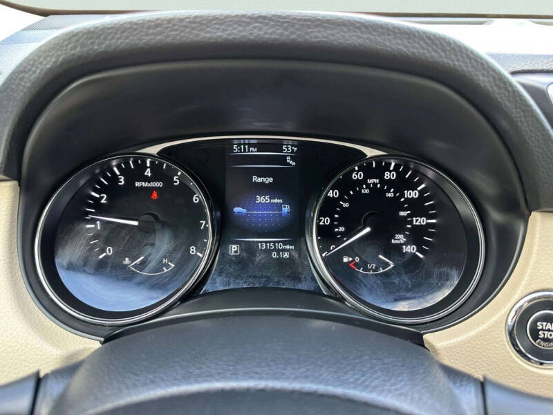 2016 Nissan Rogue SV
