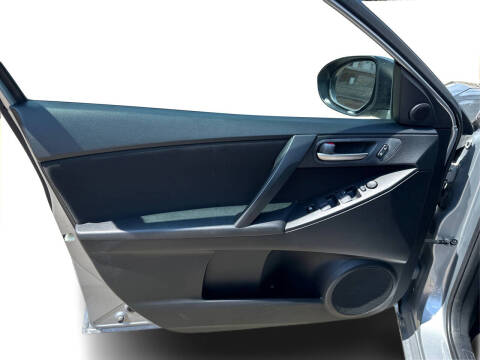 2013 Mazda MAZDA3 i Touring