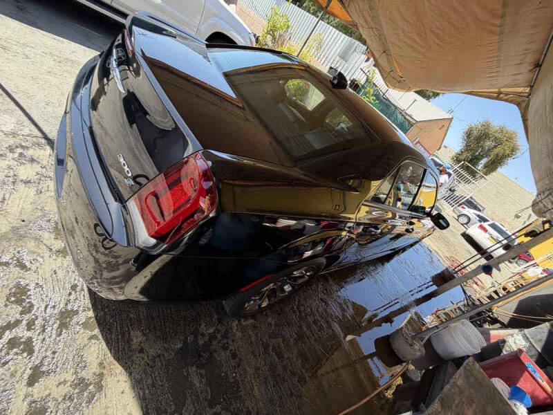 2017 Chrysler 300