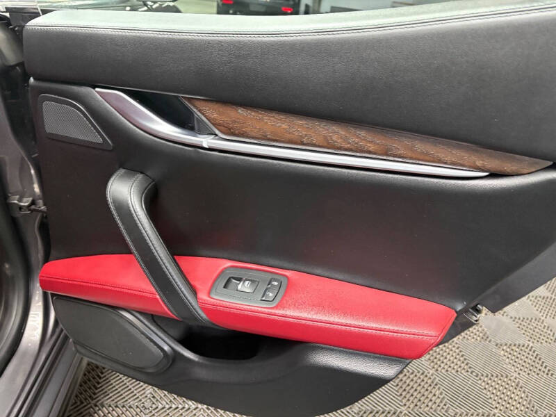 2018 Maserati Ghibli S