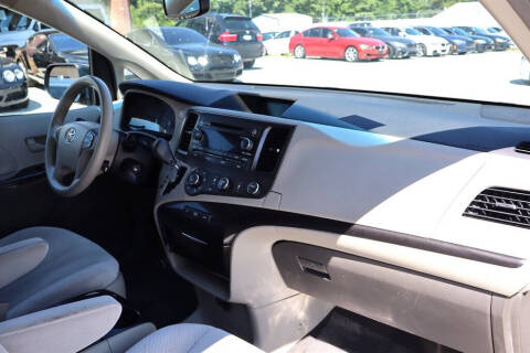 2011 Toyota Sienna