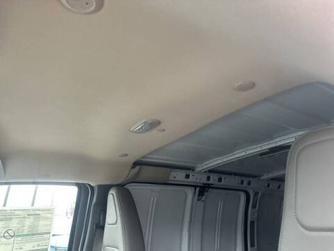 2025 Chevrolet Express 2500