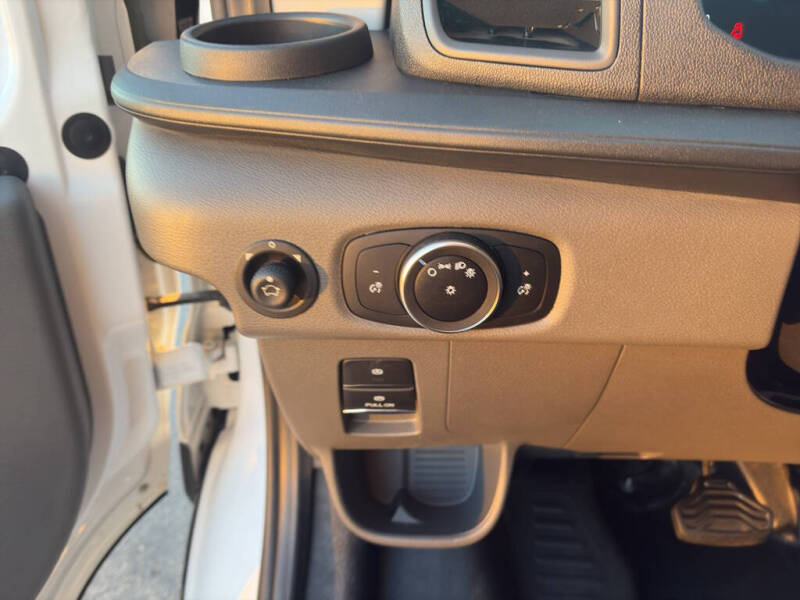 2024 Ford Transit 250