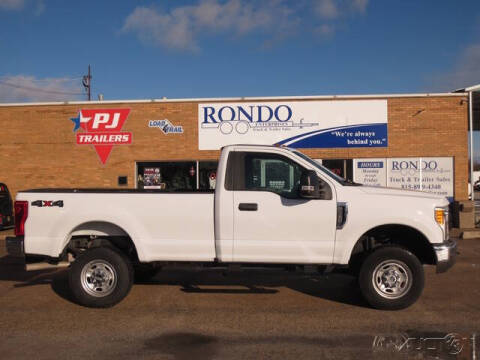 2017 Ford F-250 Super Duty for sale at Rondo Truck & Trailer in Sycamore IL