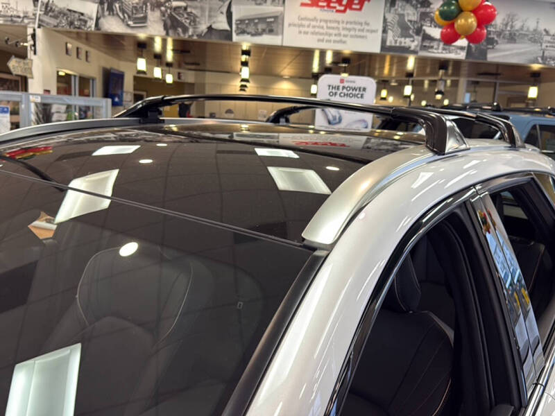 2025 Toyota Crown Signia Limited