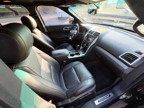 2014 Ford Explorer Sport