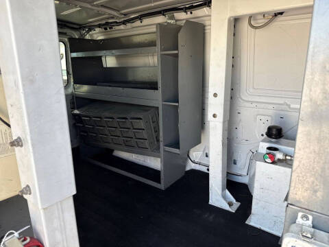 2011 Ford E-Series E-350 SD