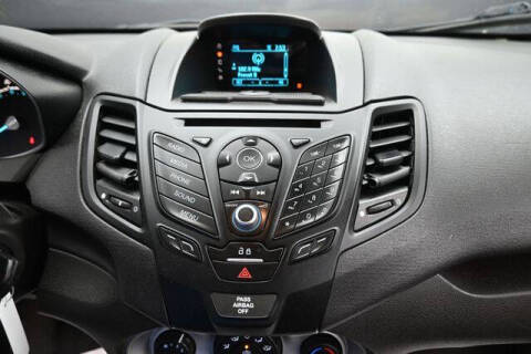 2016 Ford Fiesta SE