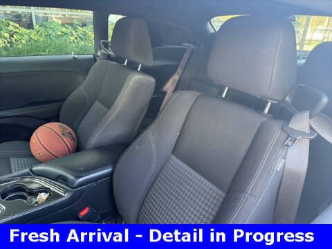 2021 Dodge Challenger SXT