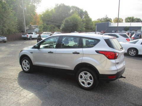 2019 Ford Escape S