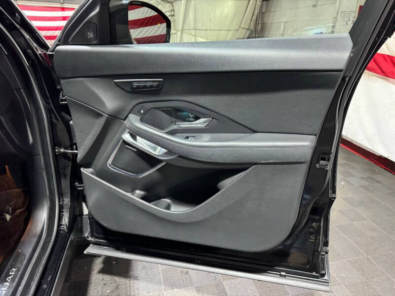 2020 Jaguar E-PACE P250 SE