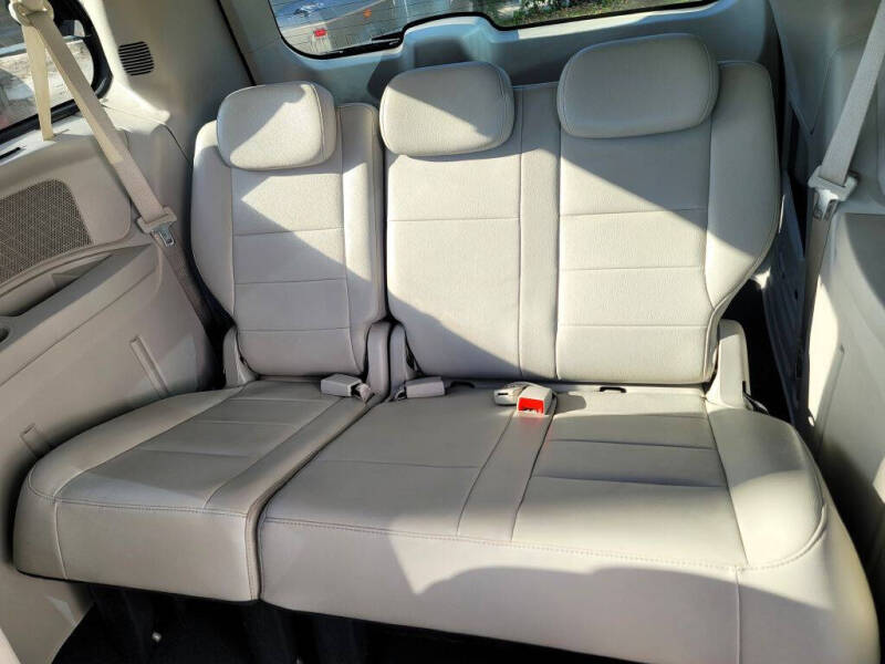 2008 Dodge Grand Caravan SXT