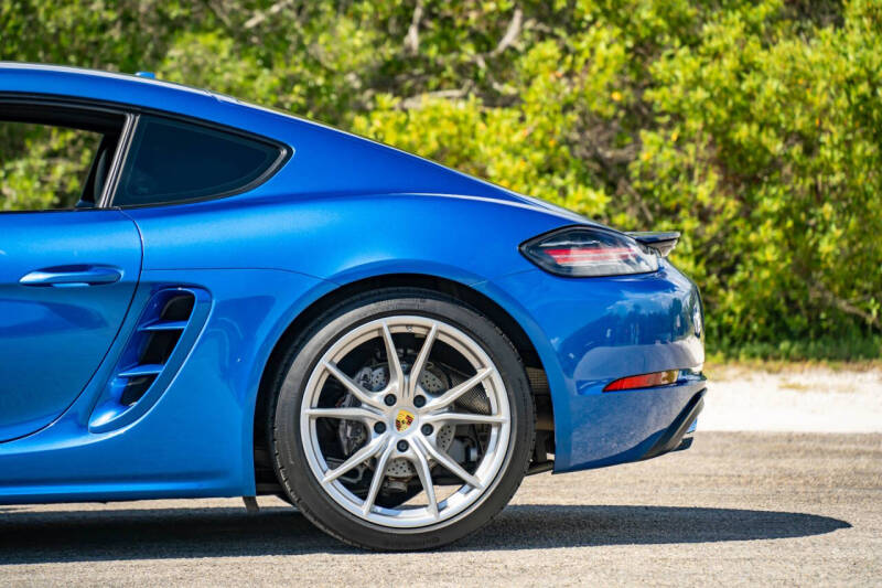 2018 Porsche 718 Cayman
