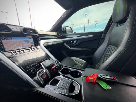 2022 Lamborghini Urus