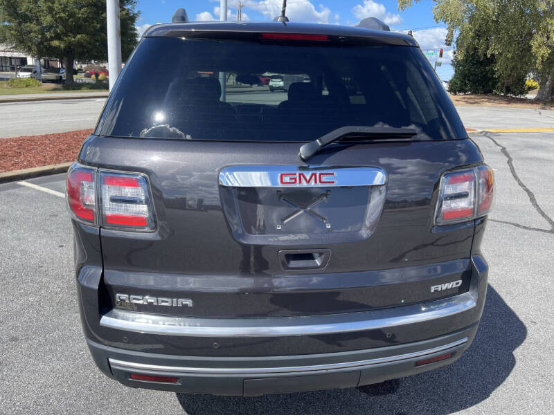 2016 GMC Acadia SLE-2