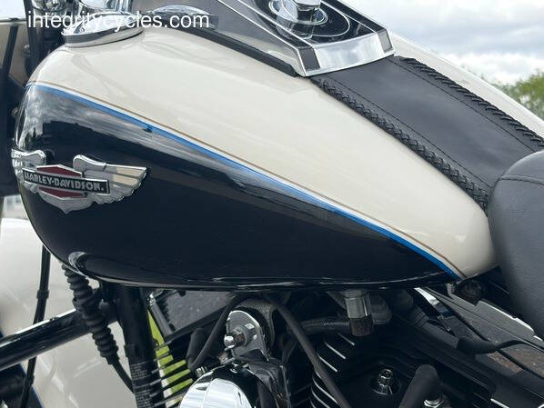 2012 Harley-Davidson Softail Deluxe