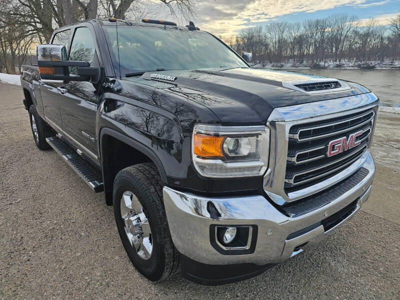 2019 GMC Sierra 2500HD for sale at Auto House Superstore in Terre Haute IN