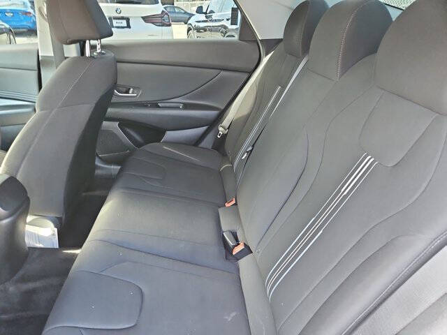 2022 Hyundai Elantra