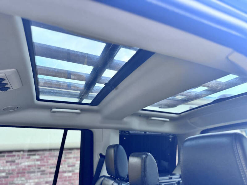 2016 Land Rover LR4 HSE LUX