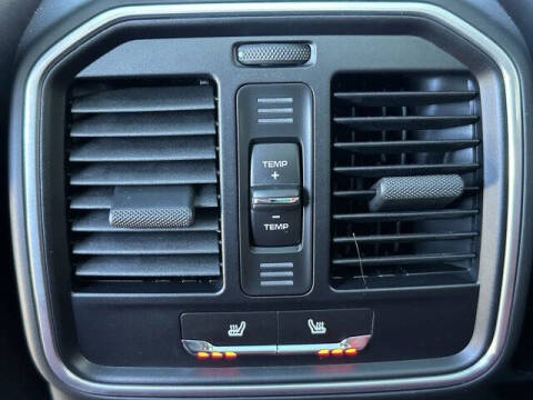 2026 Porsche Macan T