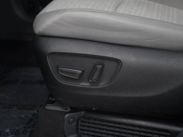 2024 Toyota Sienna LE 8-Passenger