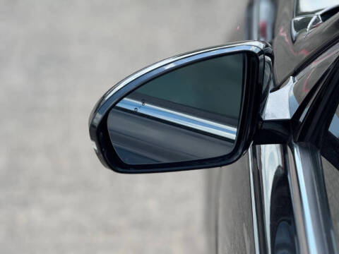 2017 Kia Cadenza Premium