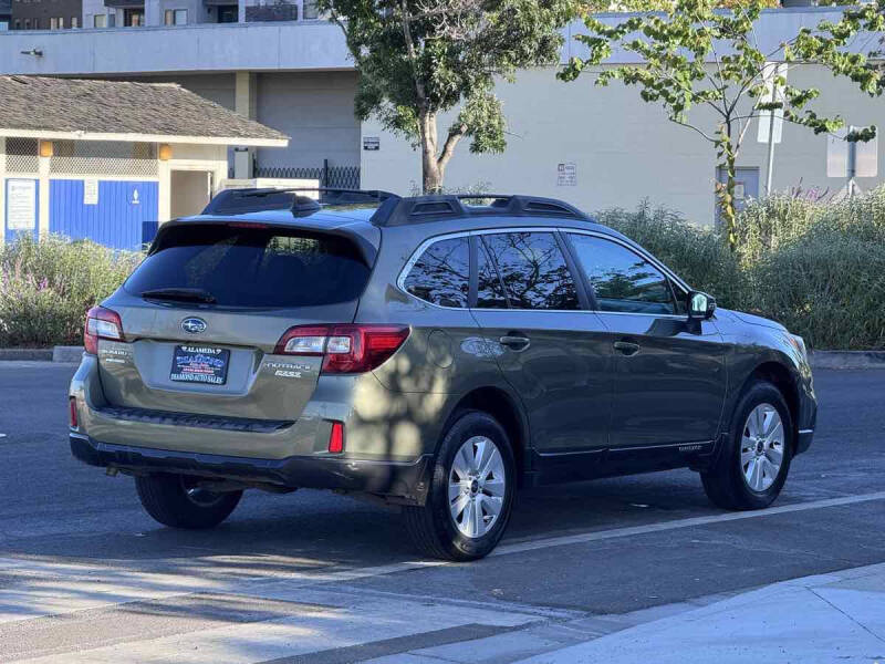 2017 Subaru Outback 2.5i Premium