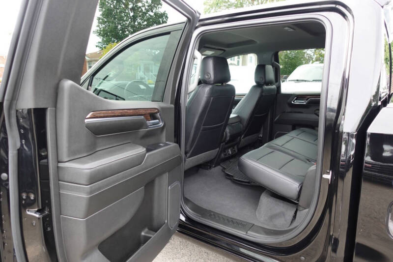 2024 GMC Sierra 1500 Elevation Standard