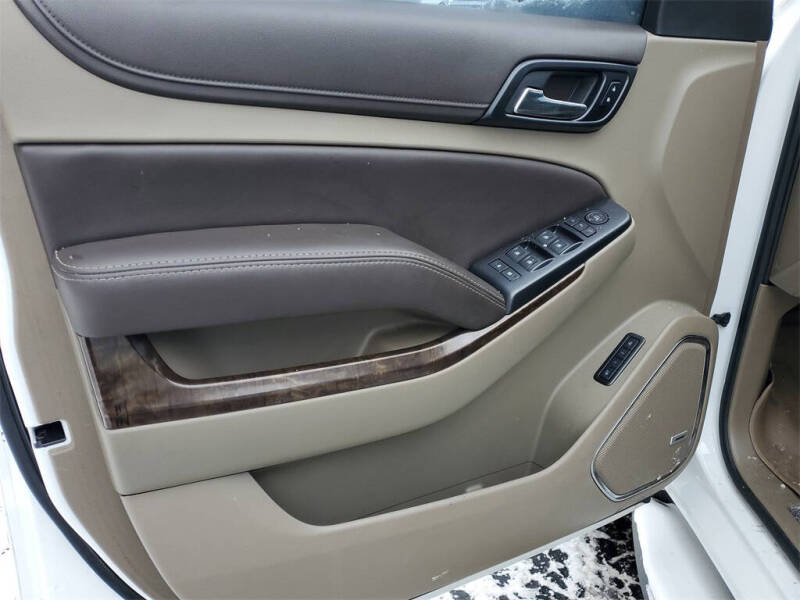 2016 Chevrolet Suburban LT