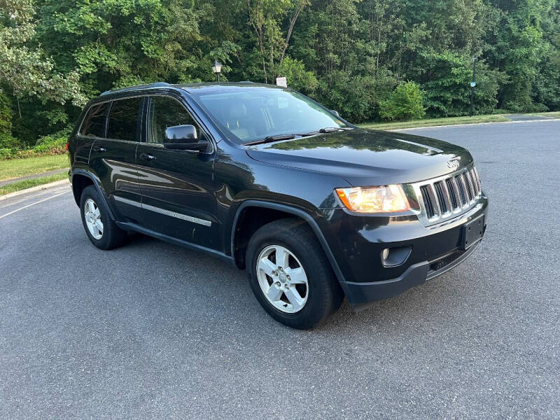 2013 Jeep Grand Cherokee Laredo photo 3