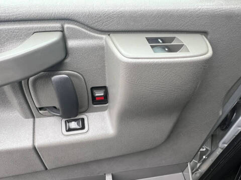 2017 Chevrolet Express LT 3500