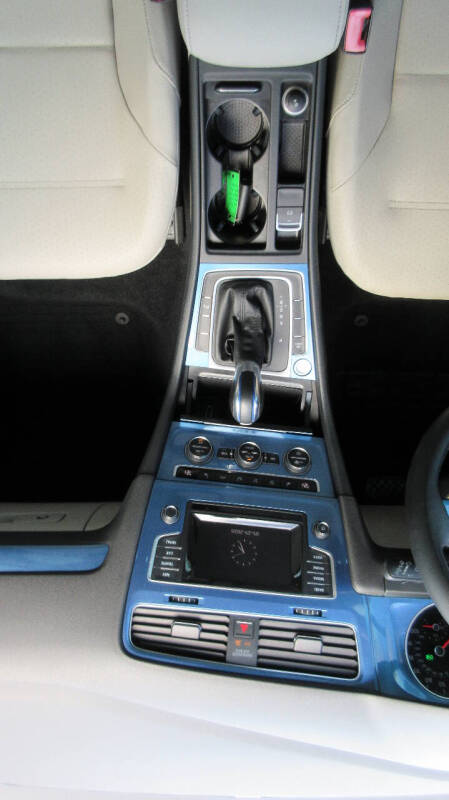 2015 Volkswagen e-Golf SEL Premium