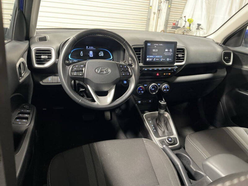 2024 Hyundai Venue SEL