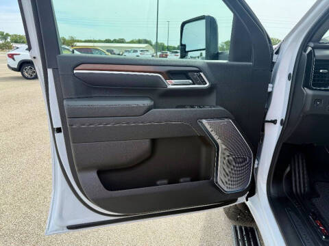 2025 GMC Sierra 3500HD