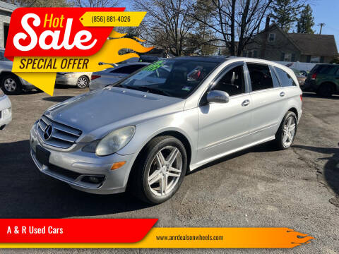 2006 Mercedes-Benz R-Class for sale at A & R Used Cars in Clayton NJ
