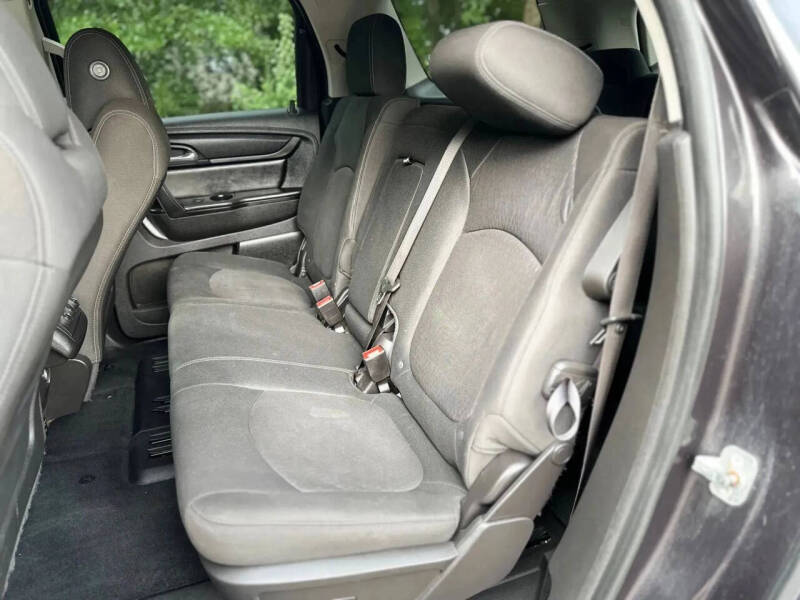 2016 GMC Acadia SLE-1