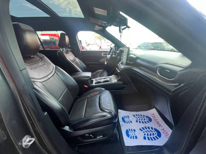2020 Ford Explorer Platinum