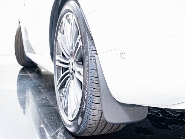 2025 Land Rover Range Rover Sport P460e Dynamic SE