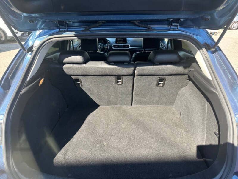 2017 Mazda MAZDA3 Touring