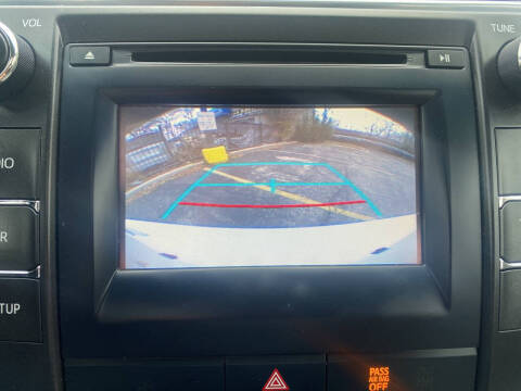 2015 Toyota Camry SE