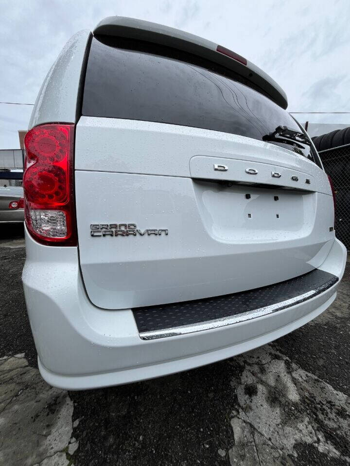 2019 Dodge Grand Caravan for sale at Autocraft Auto Sales Inc in Brooklyn, NY