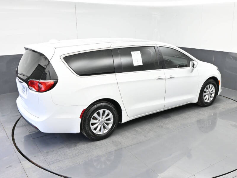 2018 Chrysler Pacifica Touring Plus