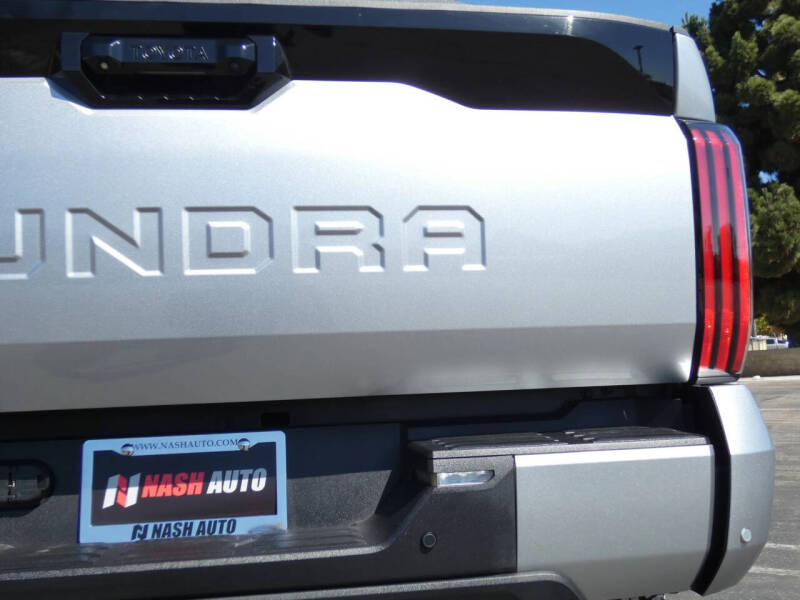 2024 Toyota Tundra Platinum HV