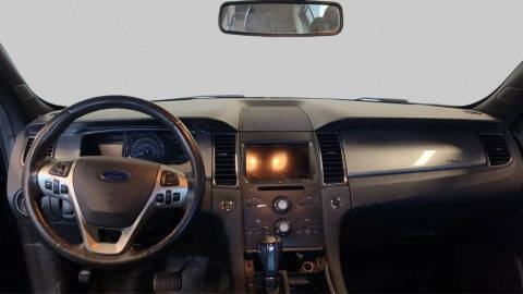 2017 Ford Taurus SEL