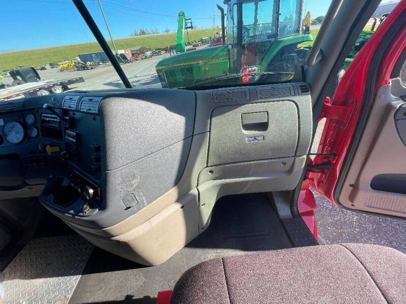 2017 Freightliner Cascadia