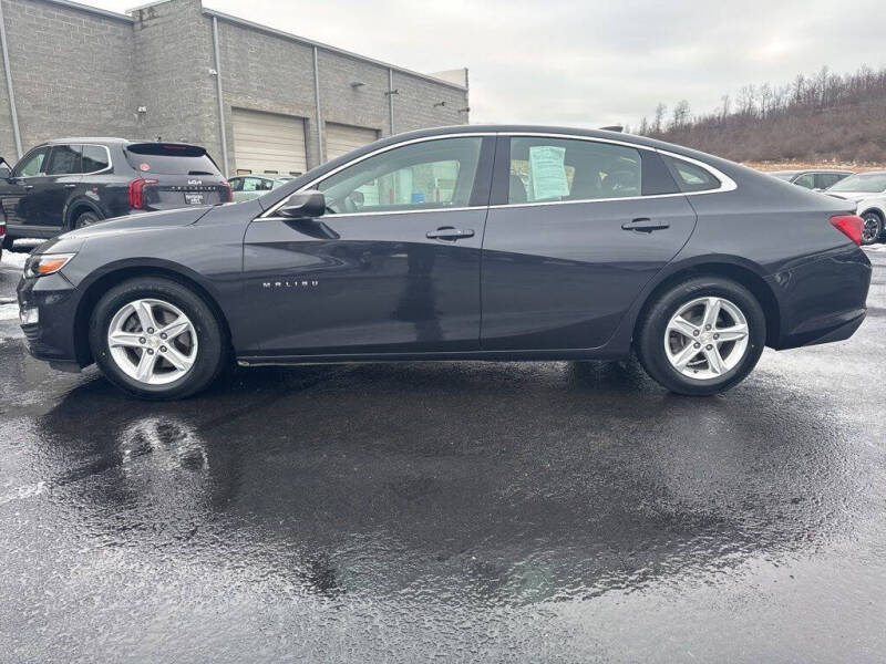 2022 Chevrolet Malibu LS