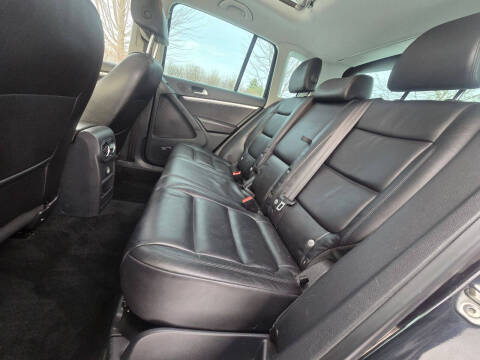 2012 Volkswagen Tiguan SEL 4Motion